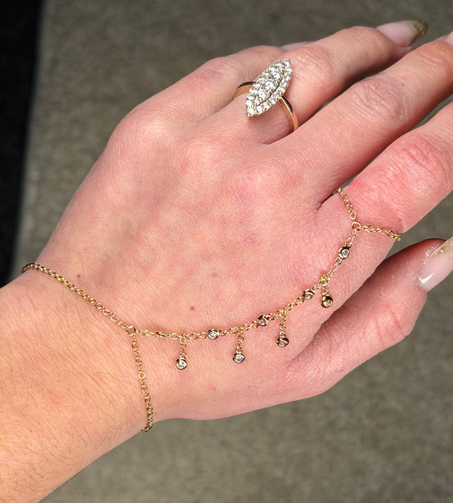 Chaîne de main nirma