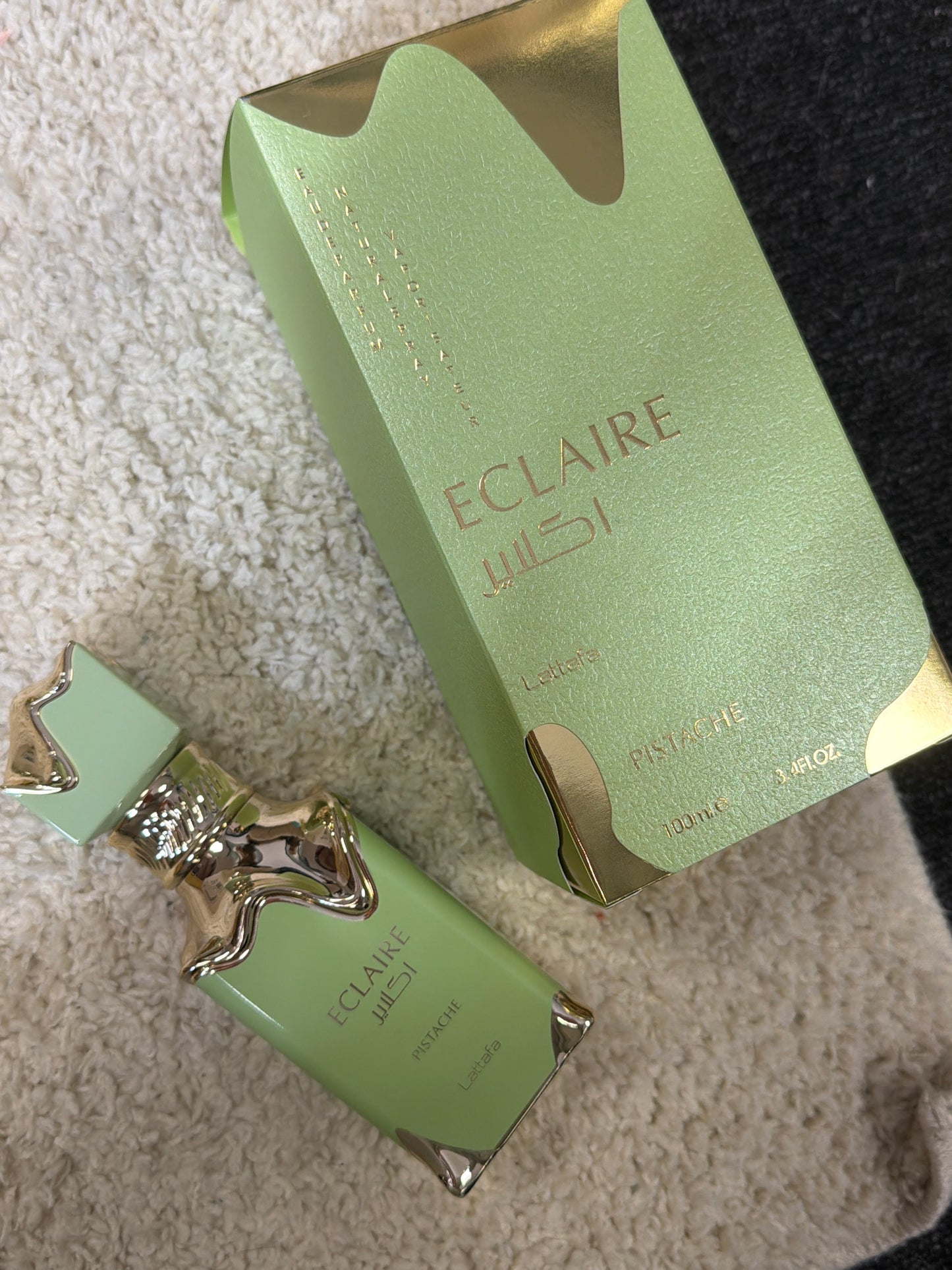 Éclaire Pistache