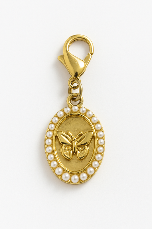 Charms Lyna