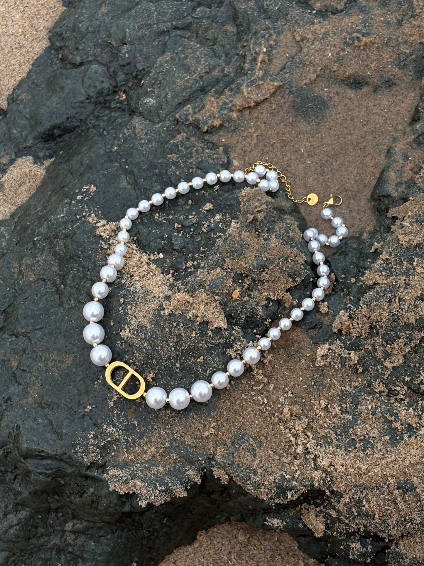 Collier Angela