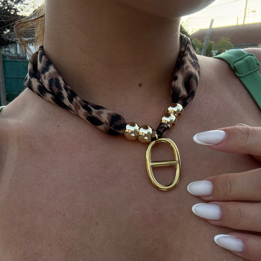 Collier Meline